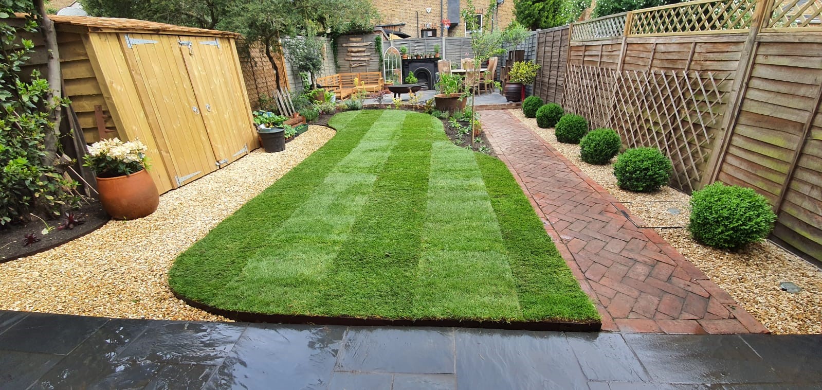 Homepage Shaped Garden Lawn